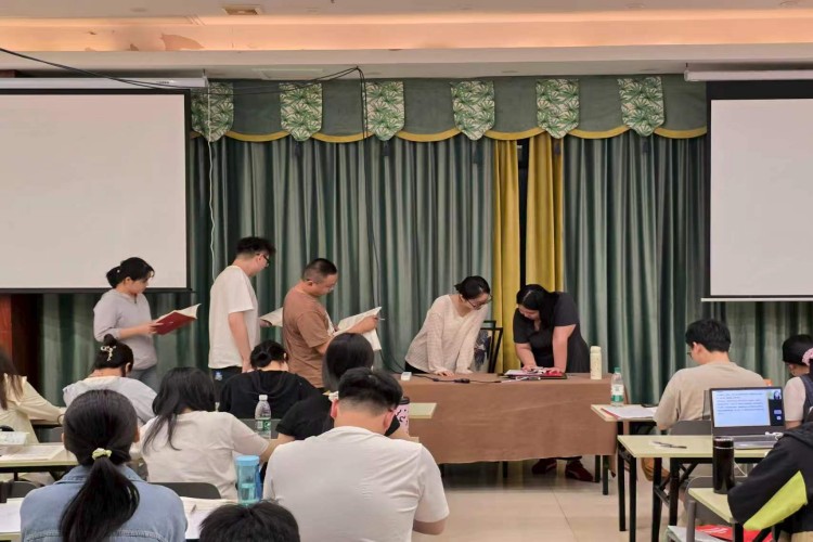 江西政公教育