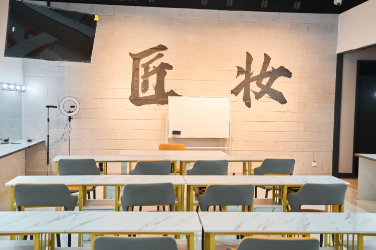 太原小店区专业美妆美甲技术培训学校排名推荐一览