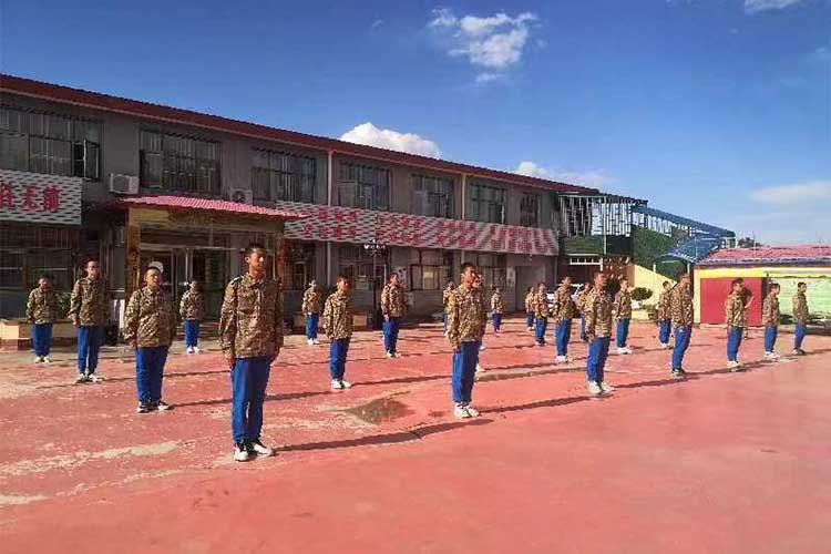 河北杰龙青少年素质教育教学日常