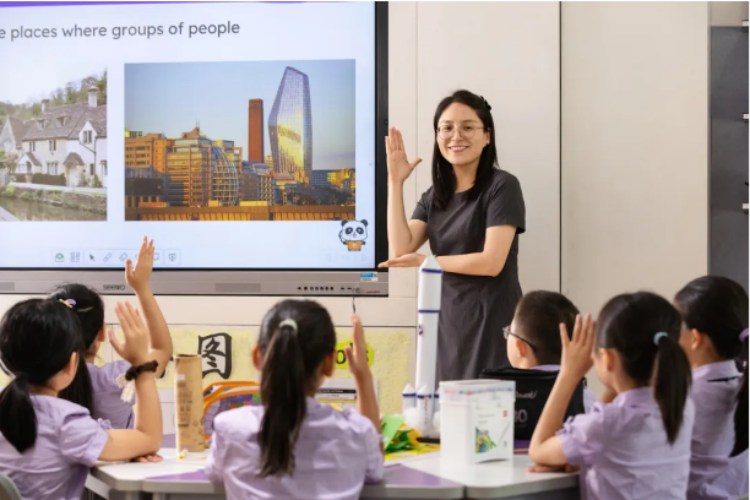 中黄外国语小学