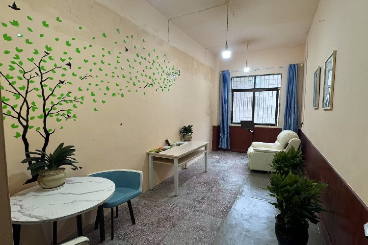 贵阳与众素质教育个体辅导室