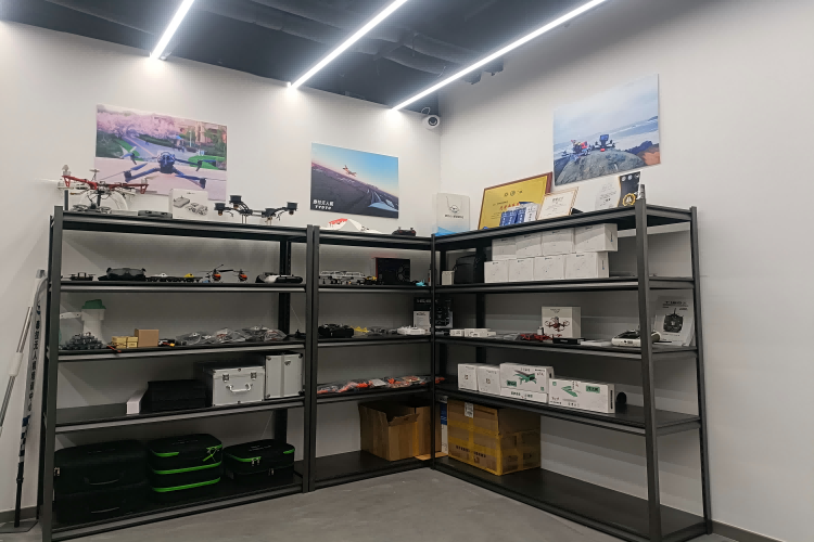 泰拉无人机环境