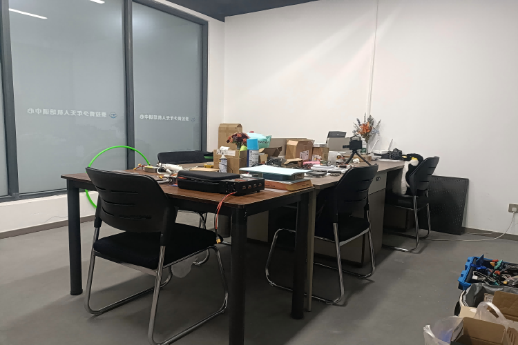 泰拉无人机环境