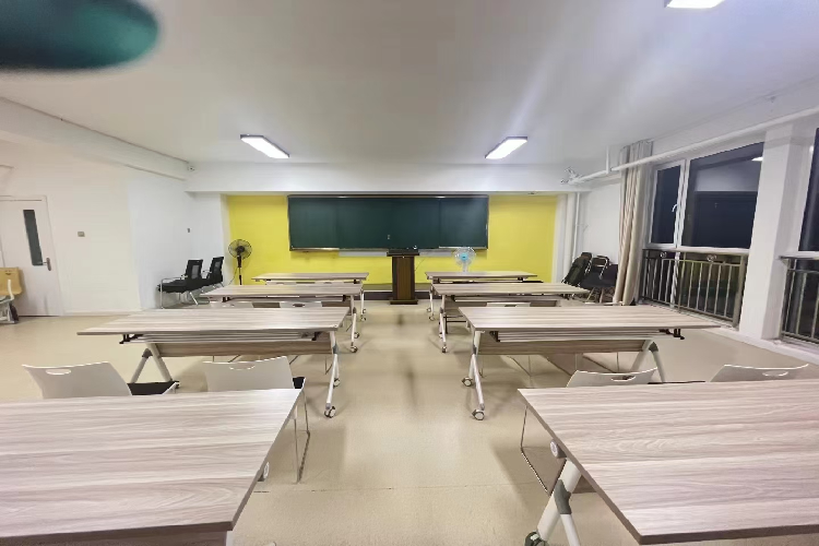 通辽英才教育培训学校