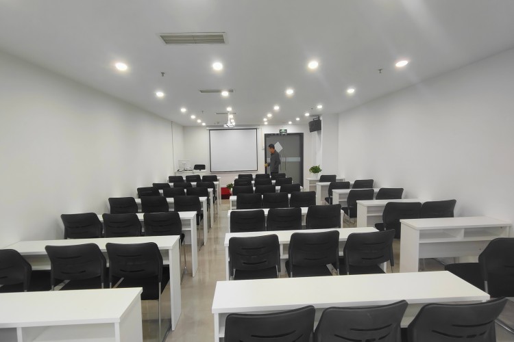 成都腾盛圆中医教室环境