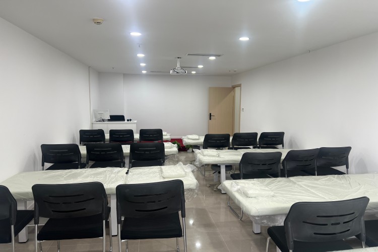 成都腾盛圆中医教室环境