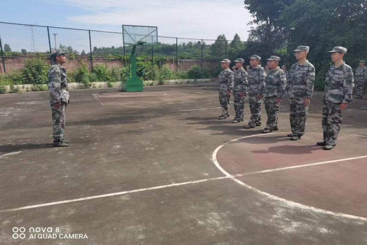 重庆利泽青少年素质教育队列训练