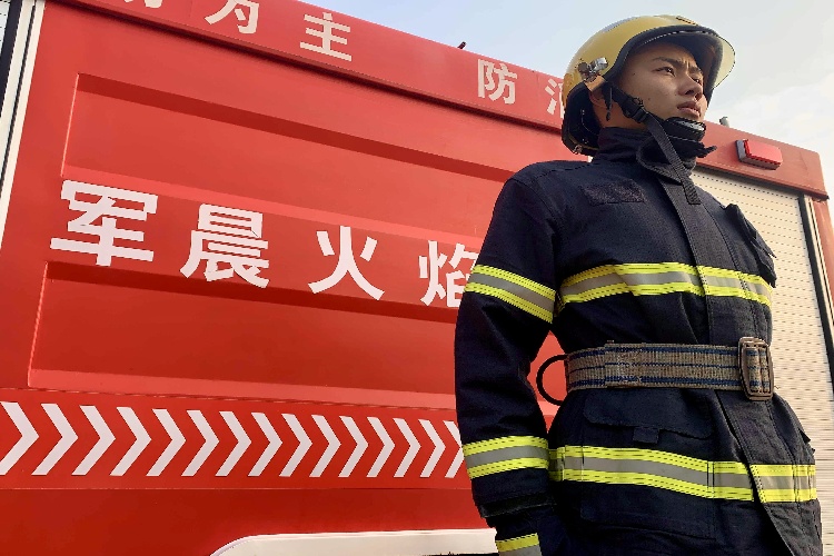 军晨火焰蓝训练基地