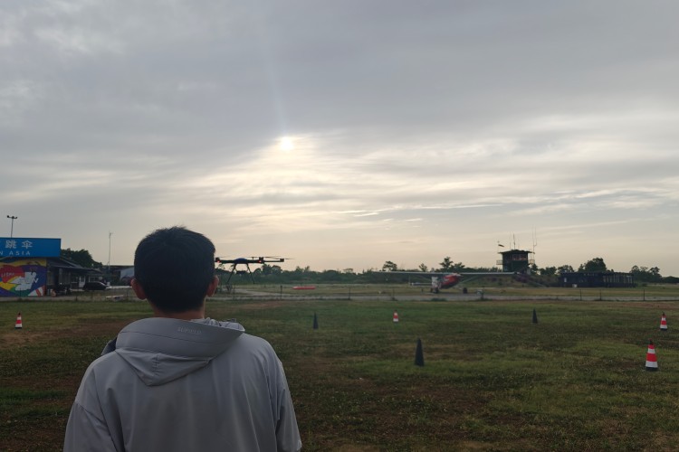 四川驼峰无人机学院