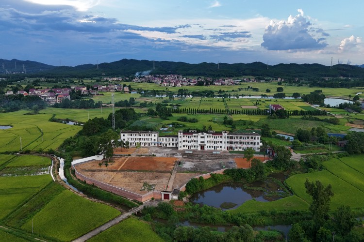 江西立人素质教育