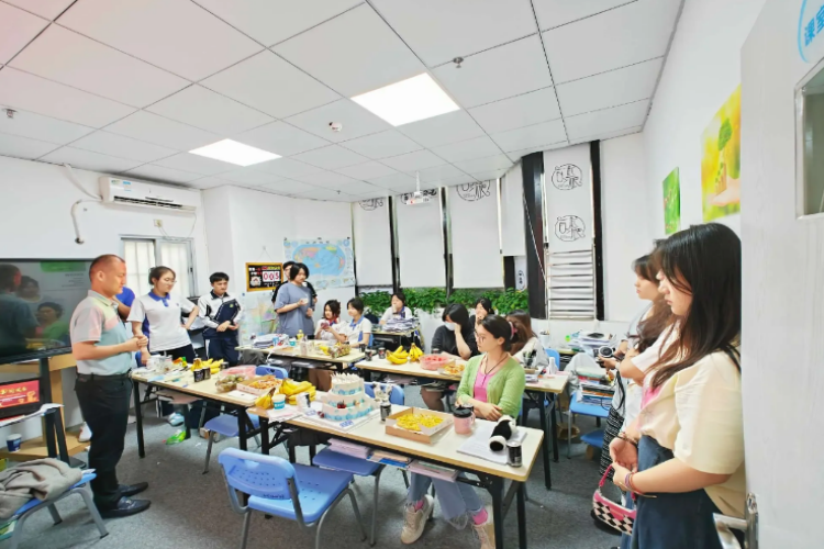 深圳秦学教育校区环境