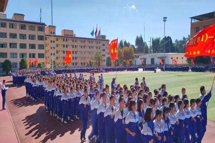 云南建水实验中学校区环境