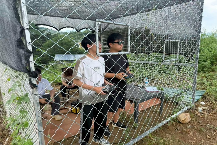 山东凯乐无人机校区环境图