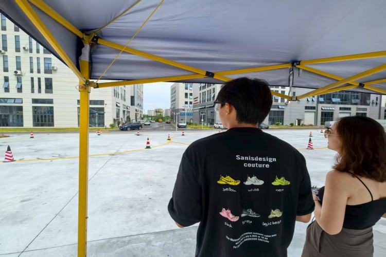 成都天天航空环境图