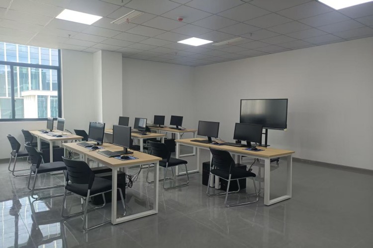 成都天天航空环境图