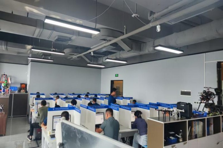 深圳鑫翔无人机环境图