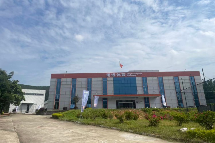 广东战龙青少年素质教育环境图