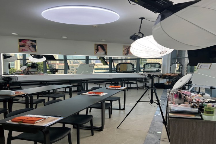 河北彩雅教育校区环境图