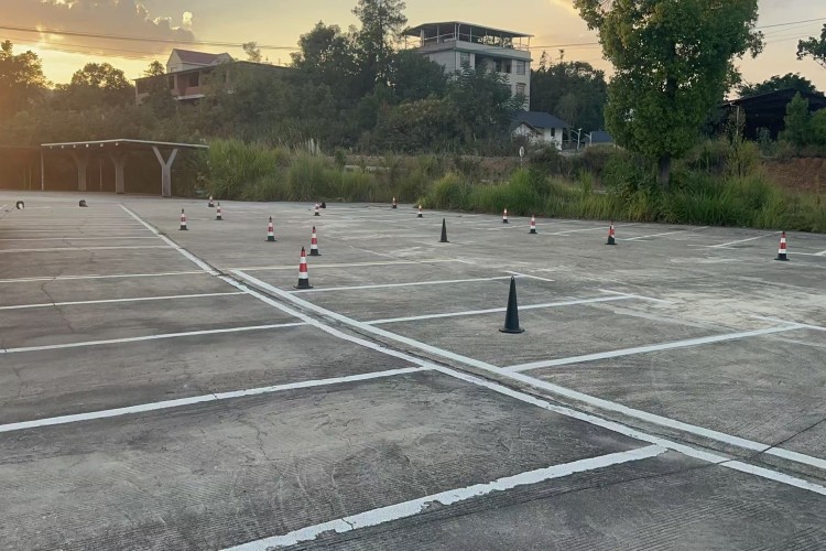 江西紫程无人机