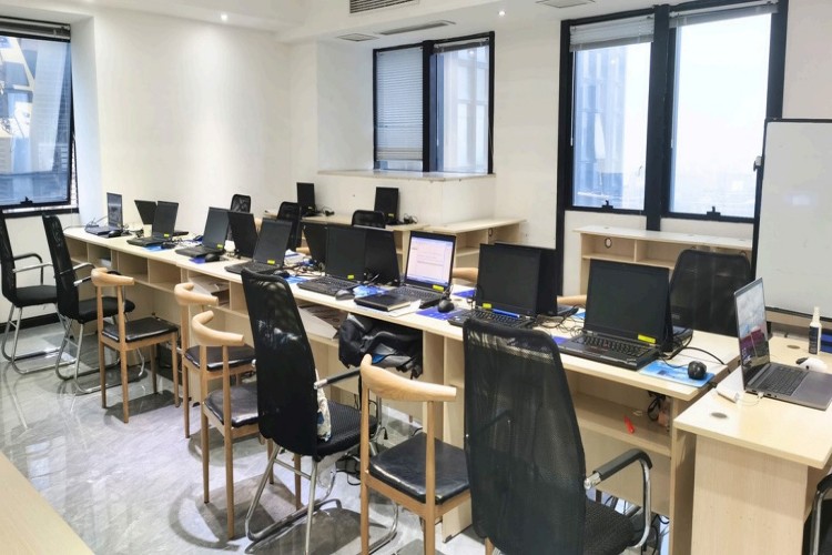 汇智动力环境图