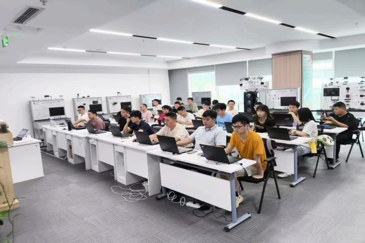 汇智动力环境图