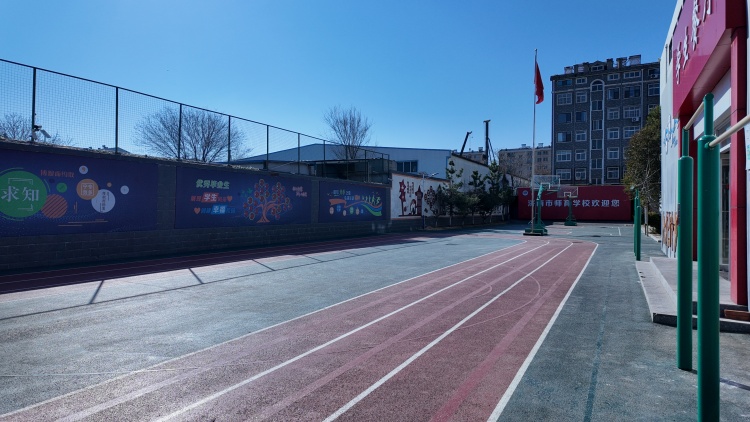 山师育才学校校园