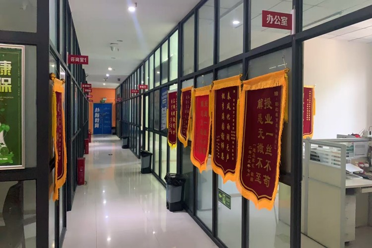 洛阳彩虹教育校区环境图