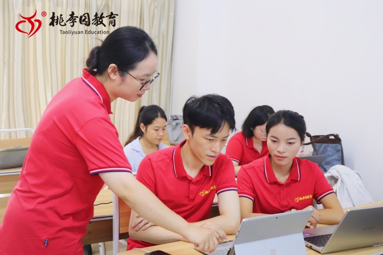 广西桃李园教育校区环境图