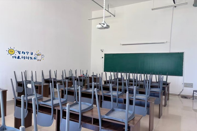 山东众志博远教育教室环境