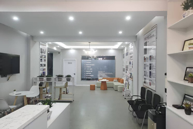 哈尔滨爱德教育校区环境图片