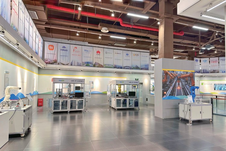 河南优佳教育环境图