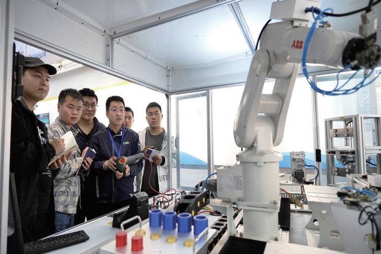 河南优佳教育环境图