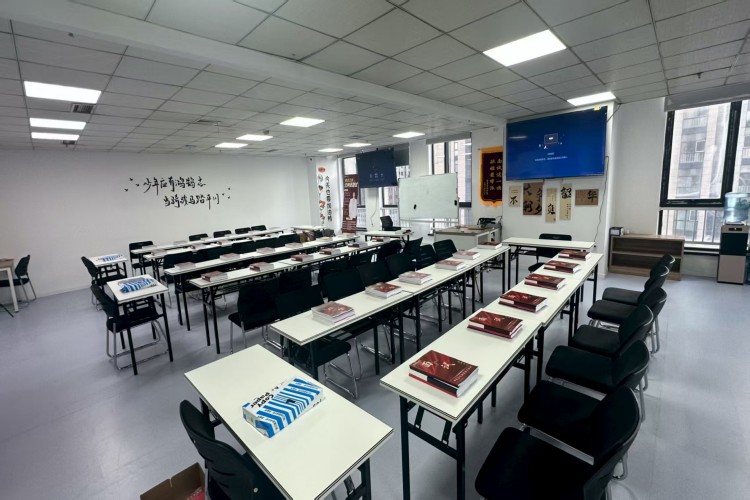 哈尔滨汉成教育