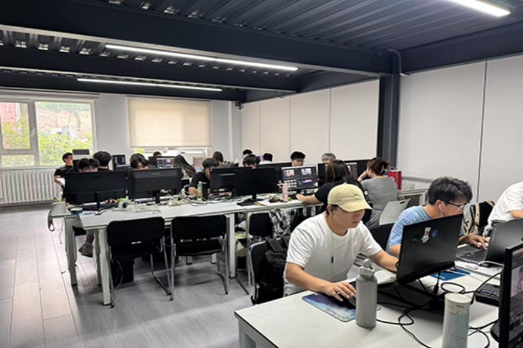 青岛北方互联教学环境