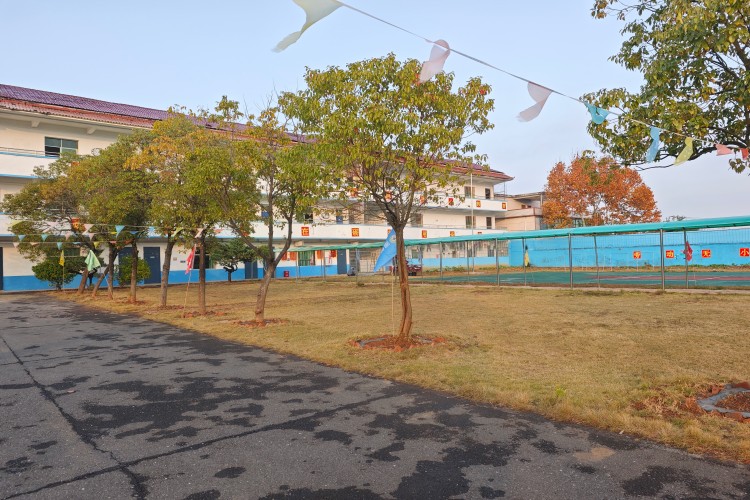 江西砺德特训学校校区环境图