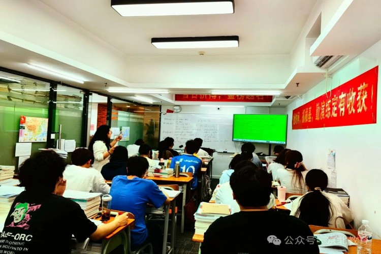 广西京北教育教室环境