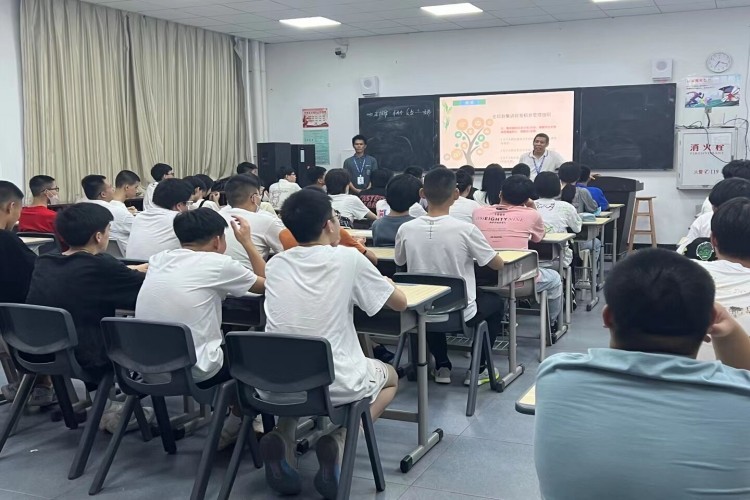 福建为峰教育高考艺考校区环境