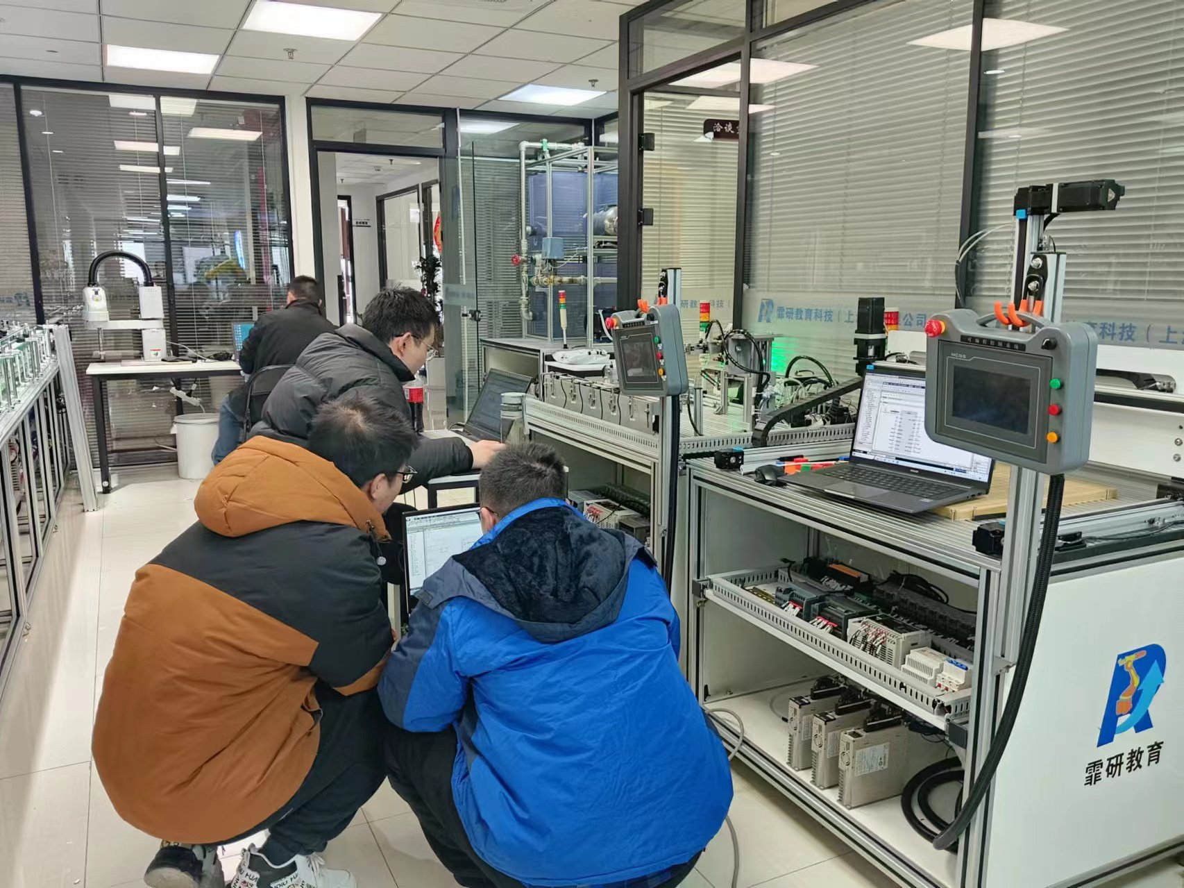 上海霏研教育校区环境图