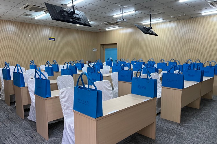 贵州新西南公考