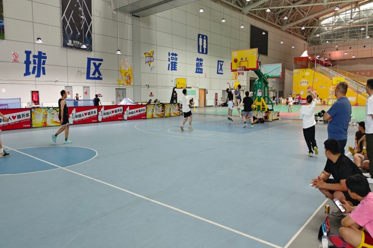 新疆鸿轩教育学校环境图