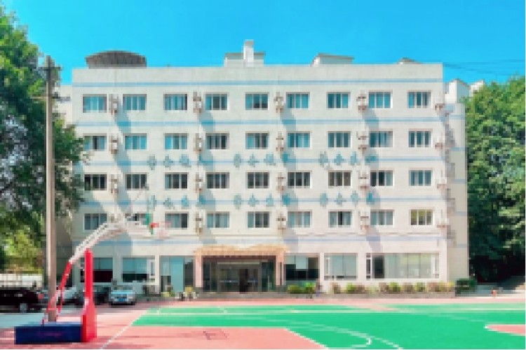 重庆奥林高辅学校校区环境图