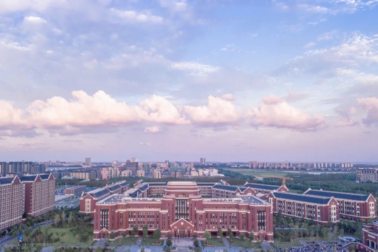 上海研途考研小区环境图