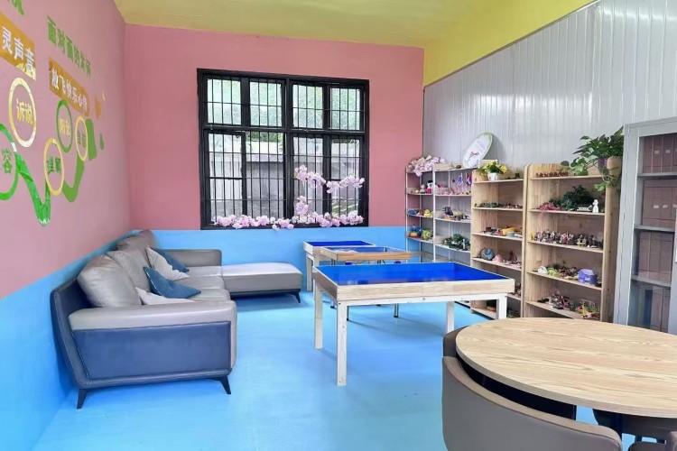 湖南亲情教育学校校区环境图