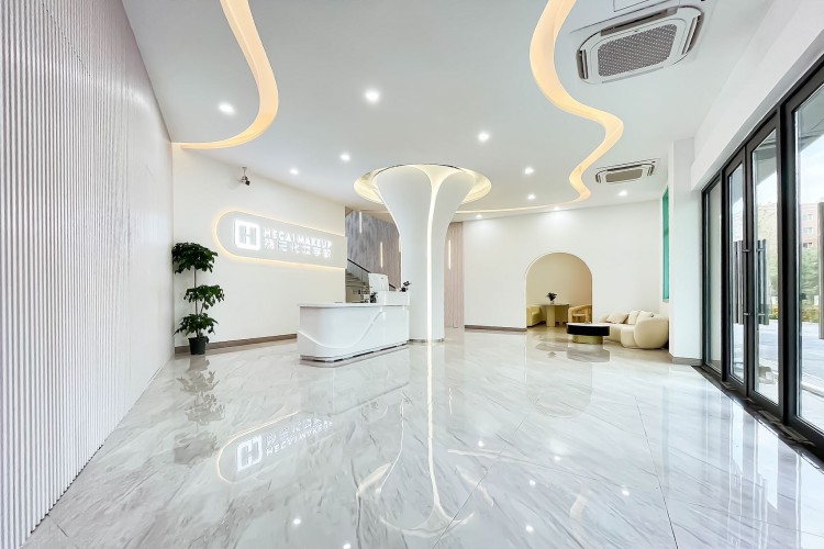 成都赫彩化妆学校