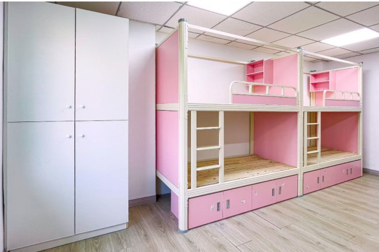 成都赫彩化妆学校