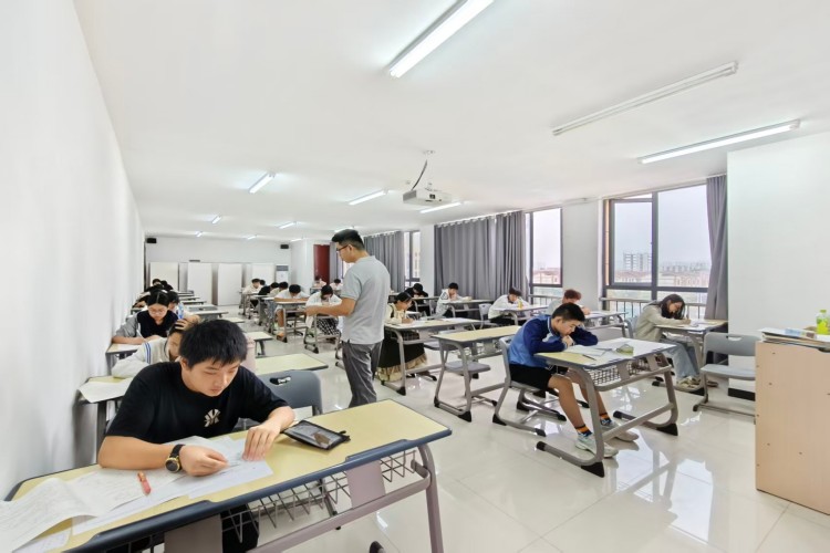 南昌弘毅中考集训校区环境图