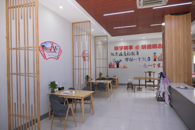 福建鸿源技术学校校园环境图