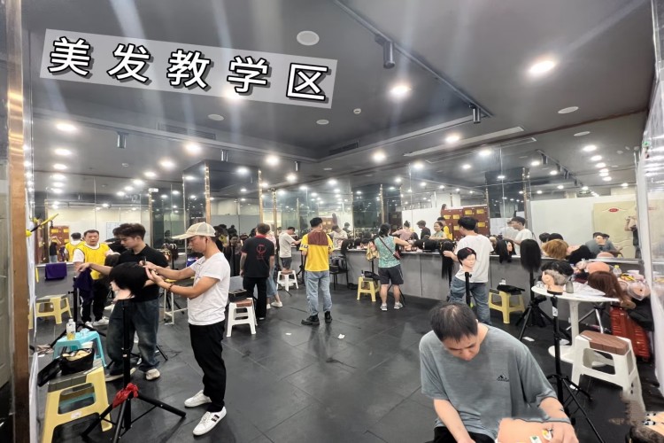 韩妆美妆美发国际培训学院校区环境图