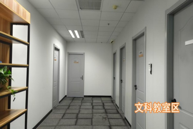 杭州乐马优途智学校区环境图