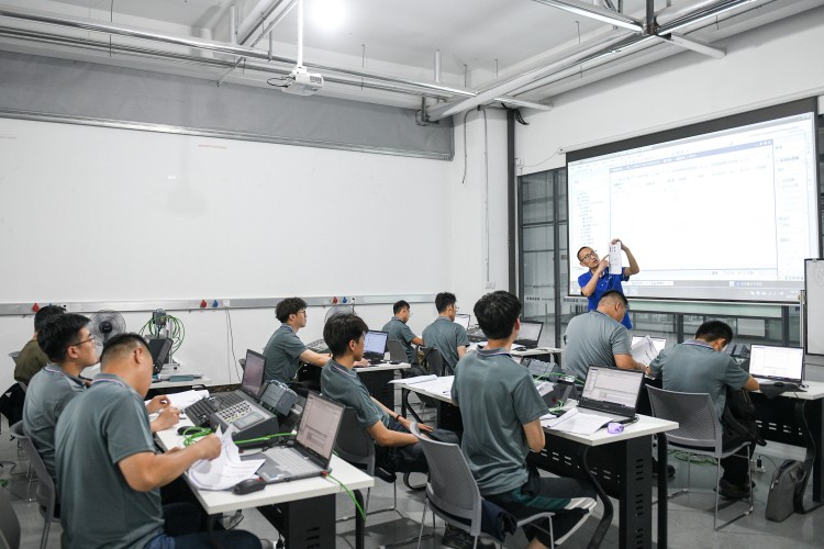 山东中德莱茵职业培训学校校区环境图片